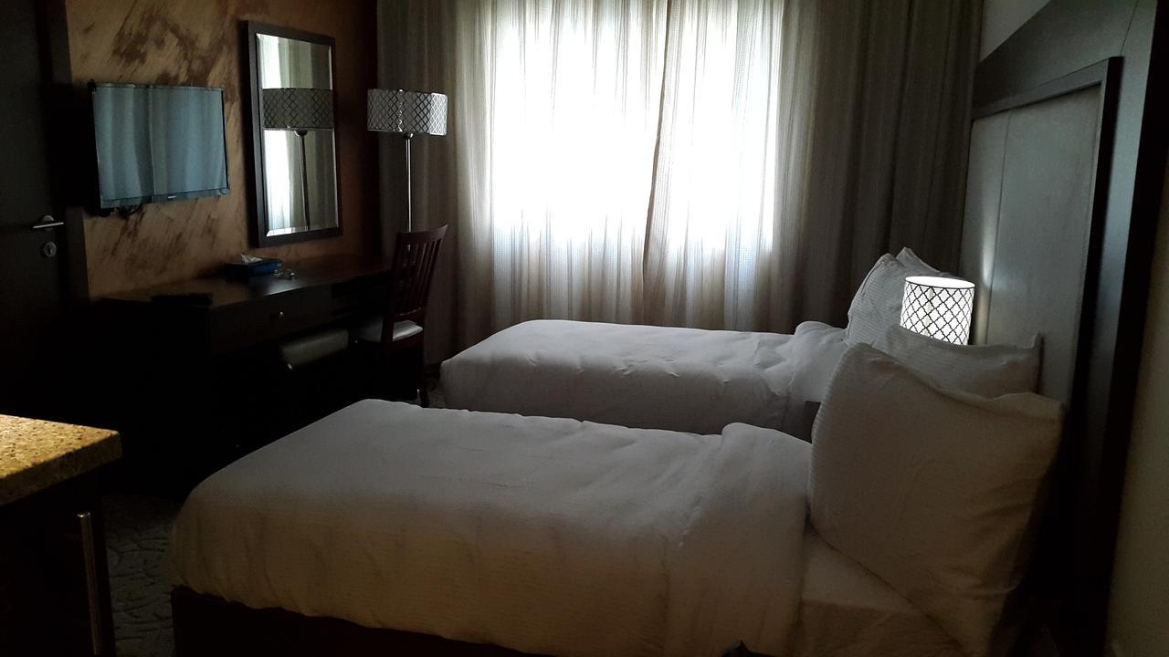President Hotel アンマン エクステリア 写真